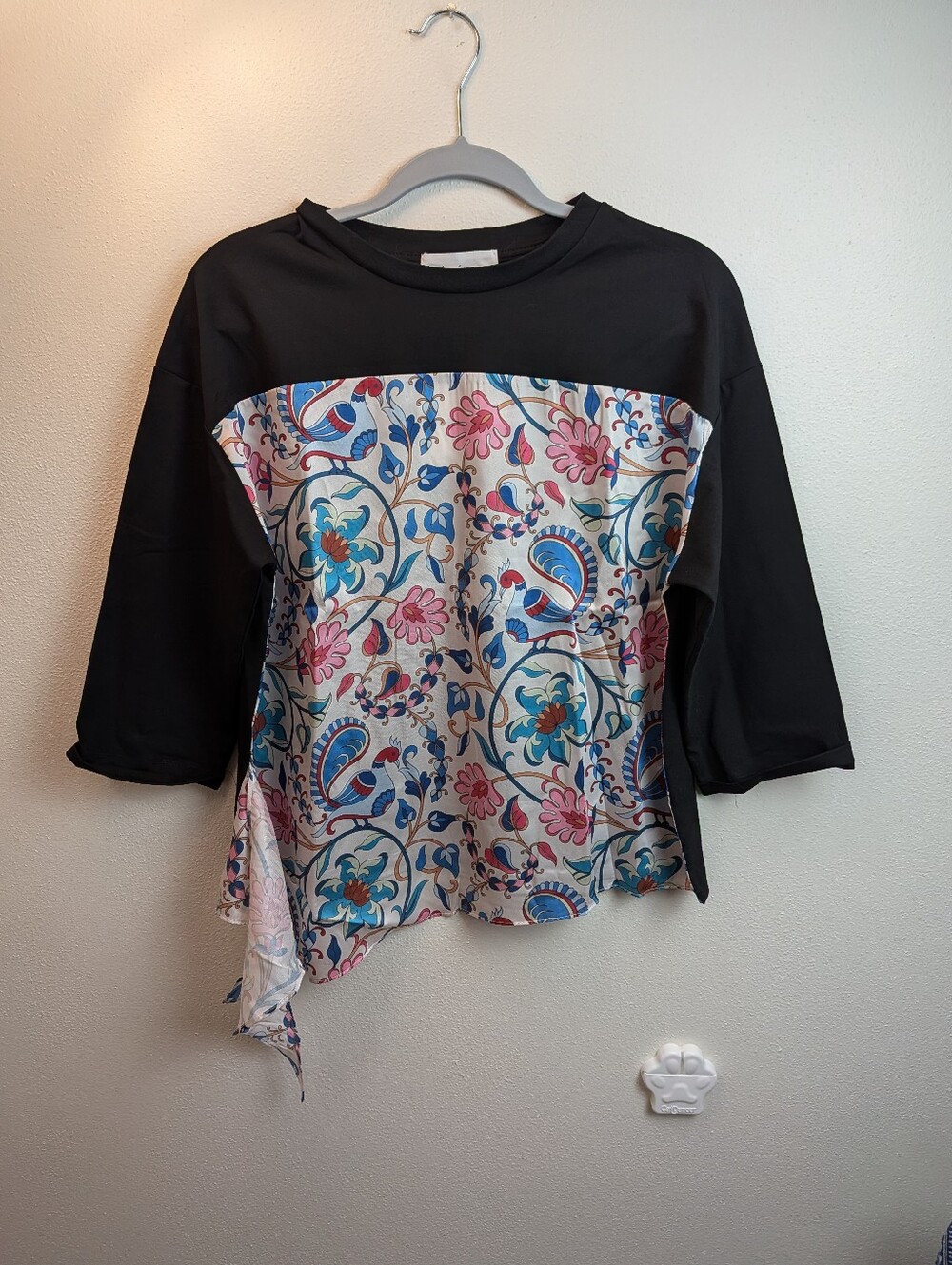 Luum Style Black And Paisley Panel Shirt L